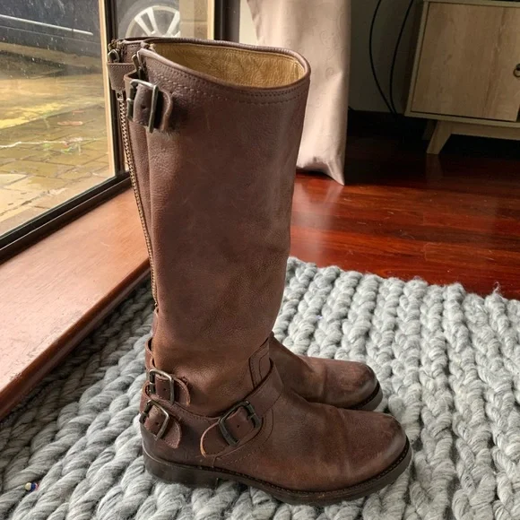 Authentic Frye Veronica buckled tall brown leather boots size 7 US - Picture 2 of 8